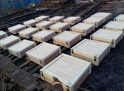 保定實(shí)木包裝箱在運(yùn)輸中途應(yīng)注意什么？